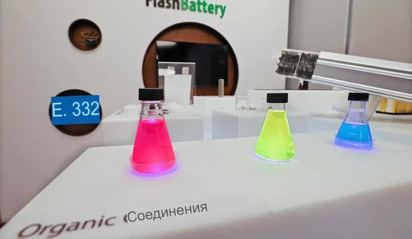 Израильская фирма пообещала заново изобрести батарею. Мир все еще ждет.