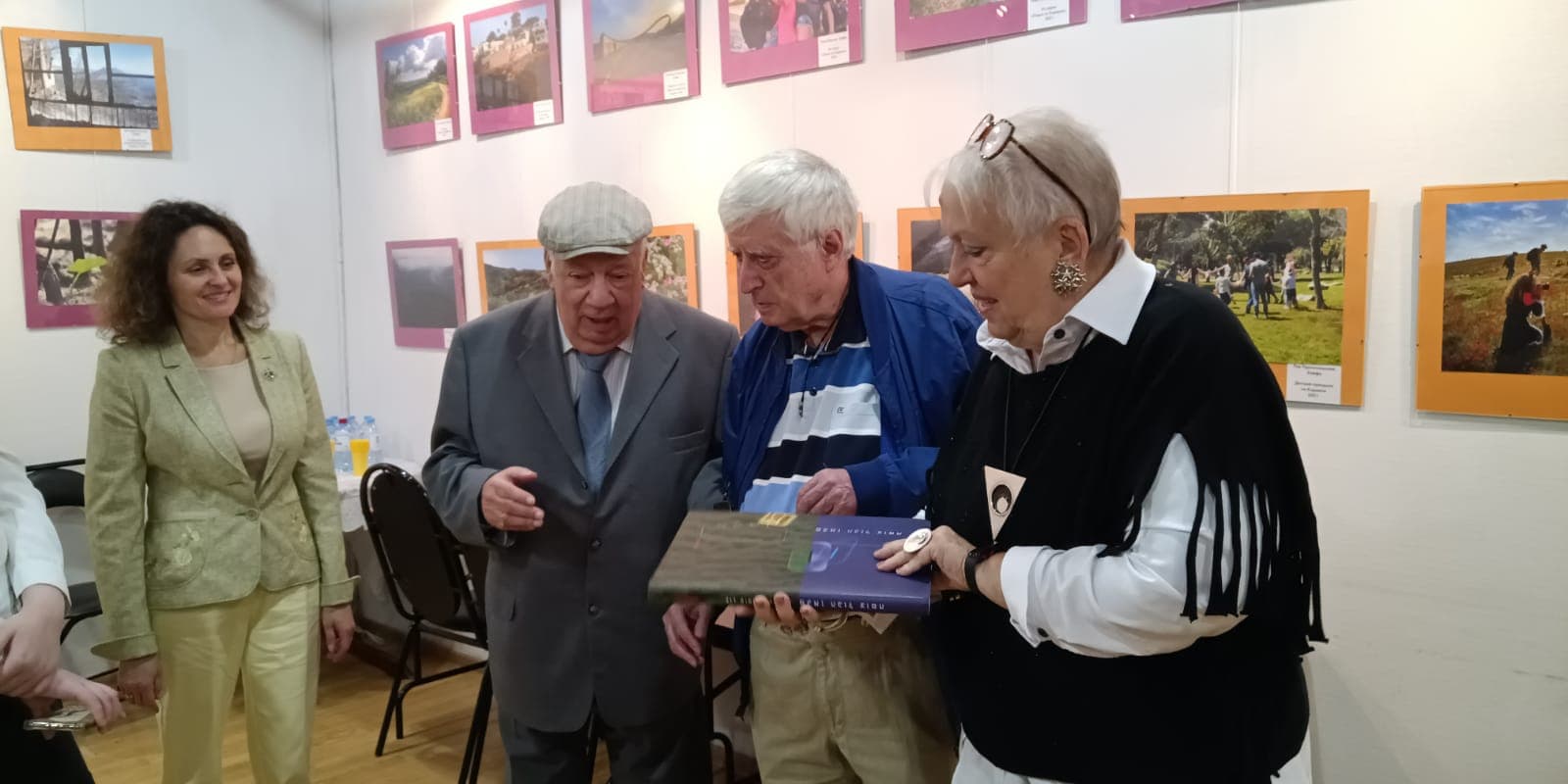 Фотовыставка «Кармель. 10 лет спустя» в Московском Еврейском общинном доме