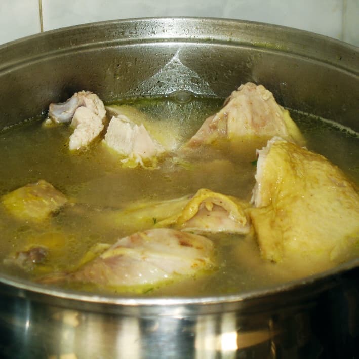 Куриный суп с белой фасолью