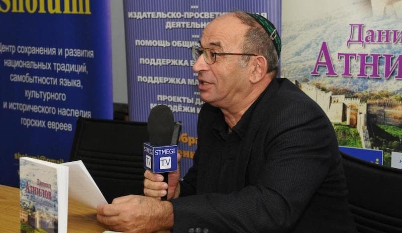 Семен Гаврилов: о новых книгах, творчестве во время пандемии и своей вакцинации