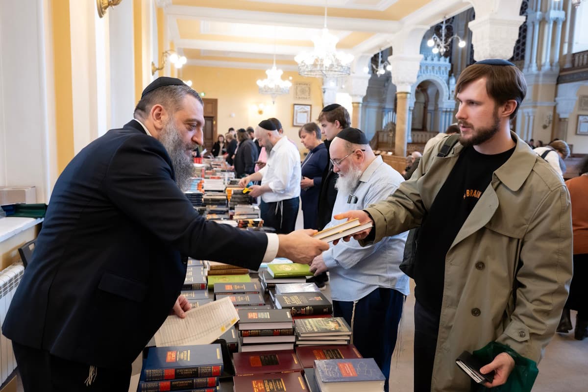 В Петербурге состоялся День еврейской книги