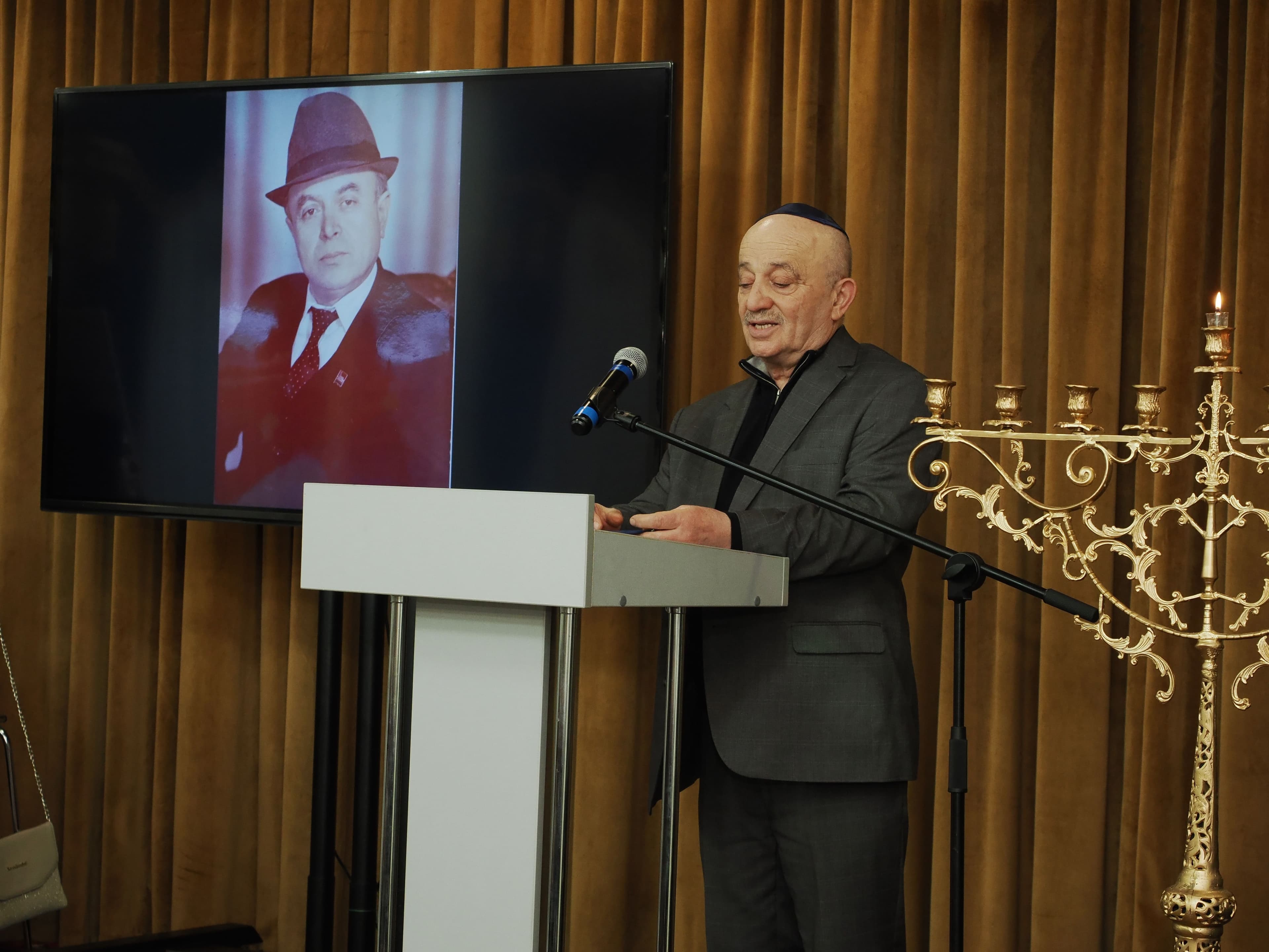 К 100-летию учителя: вечер памяти Захара Хаимовича Исакова в ОГЕ
