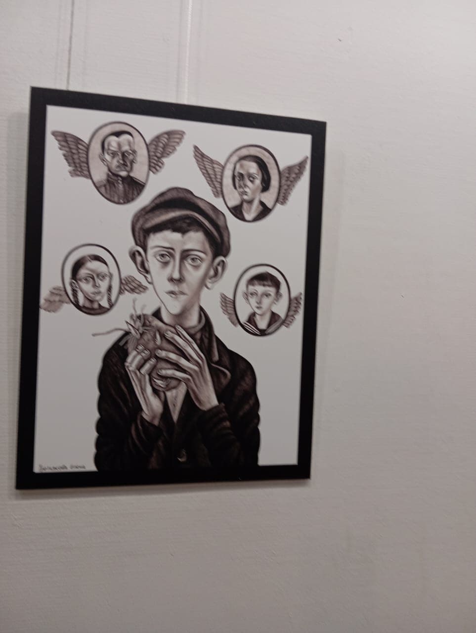 Выставка Елены Третьяковой «Непионерские лагеря», посвященная Шоа, открылась в Москве