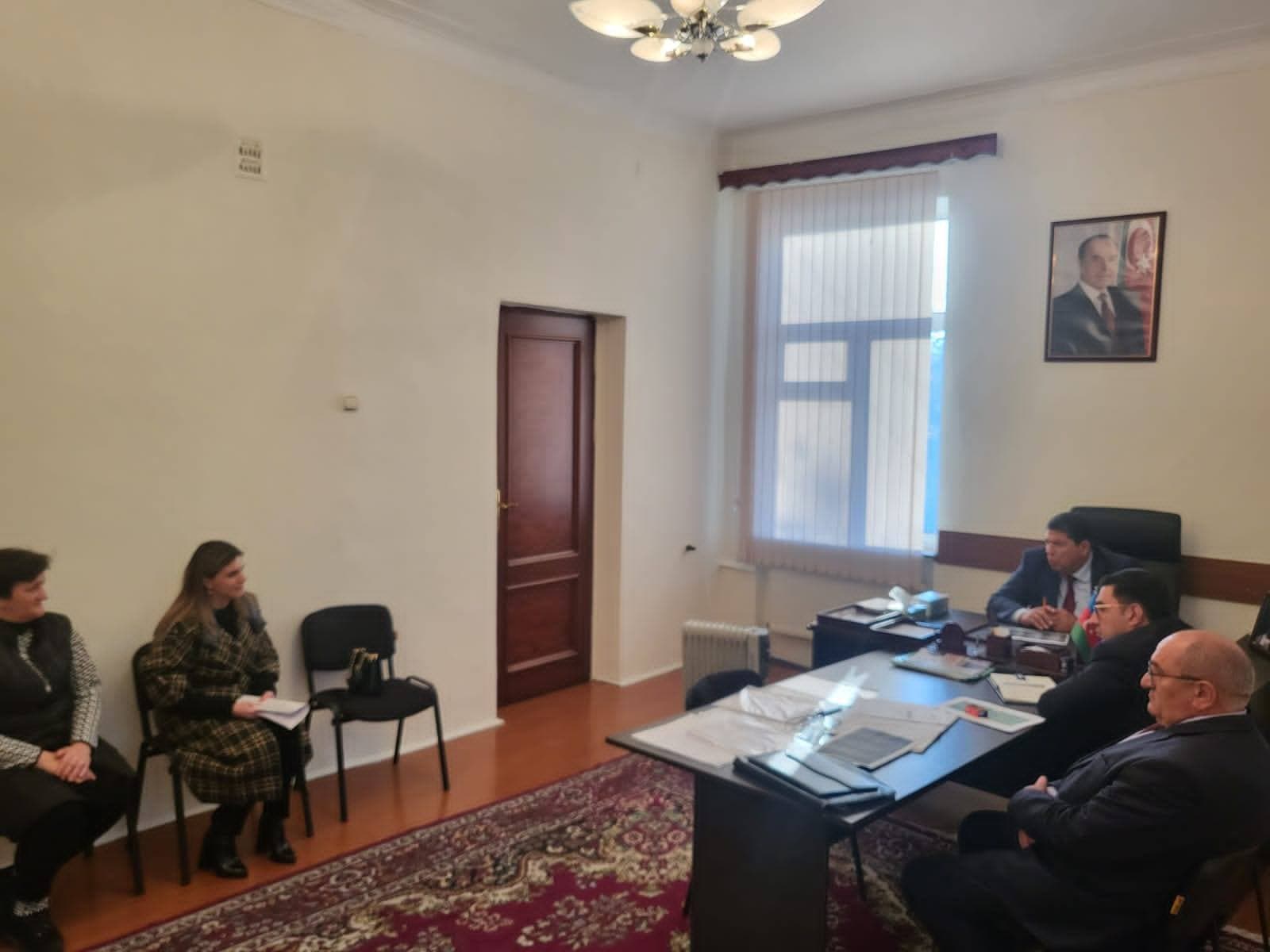 Депутат Милли Меджлиса Анатолий Рафаилов провел в Губе прием граждан и почтил память шехидов