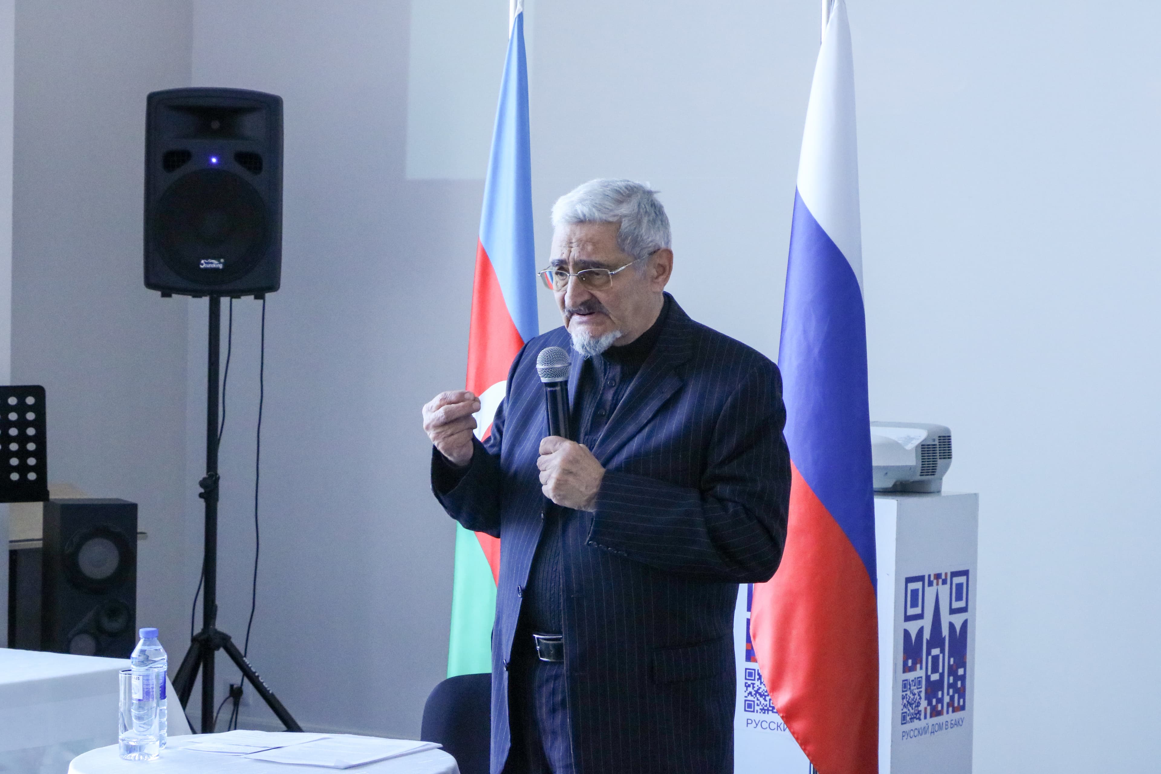 СТМЭГИ-Азербайджан организовал лекцию о Холокосте в Русском Доме Баку
