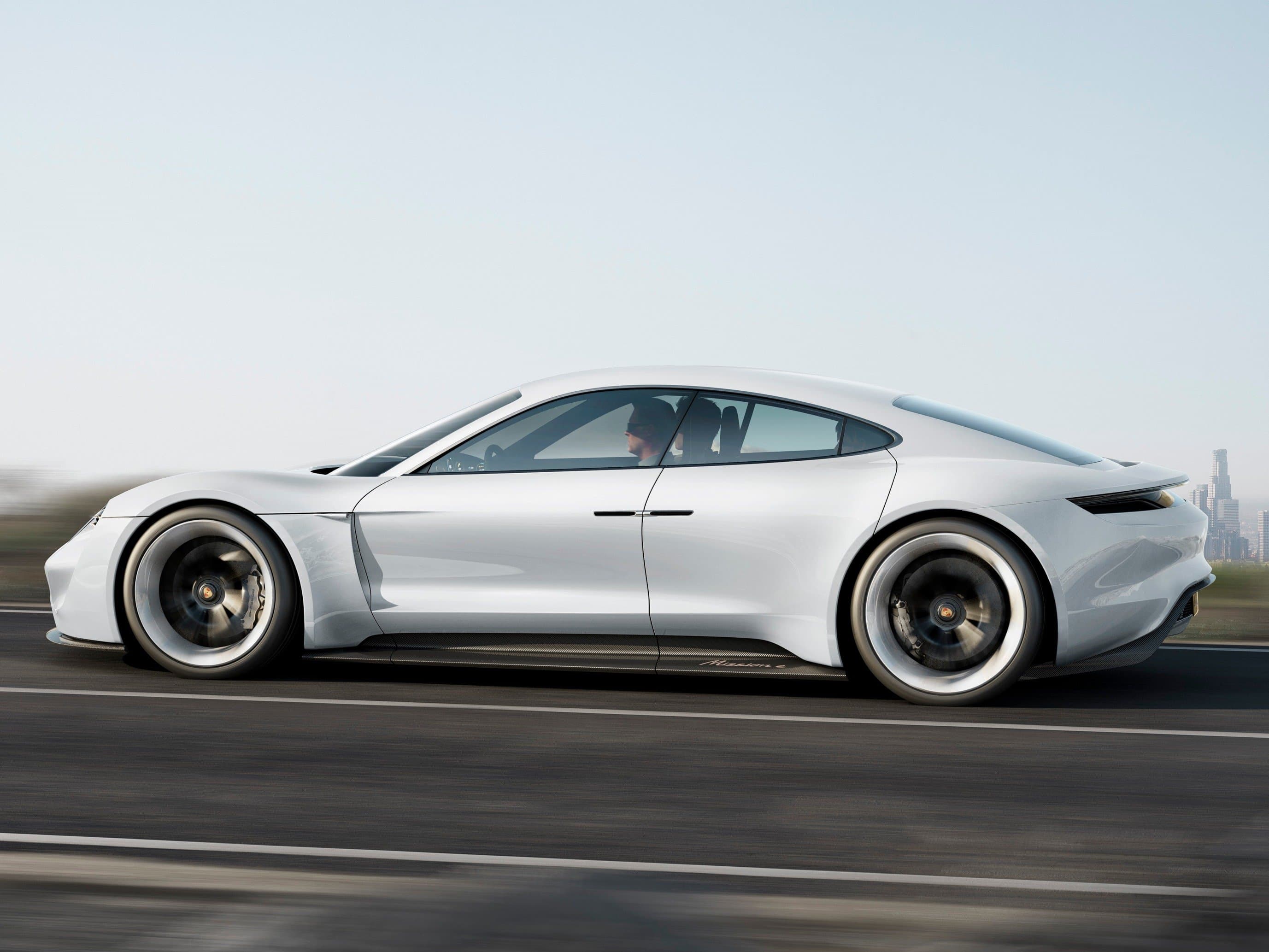Porsche создал электрический суперкар