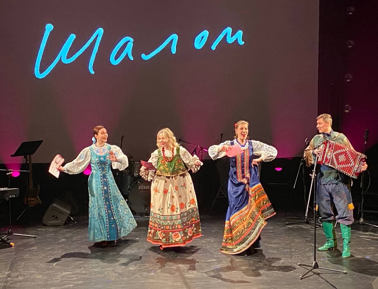 Новая сцена театра «Шалом» приглашает