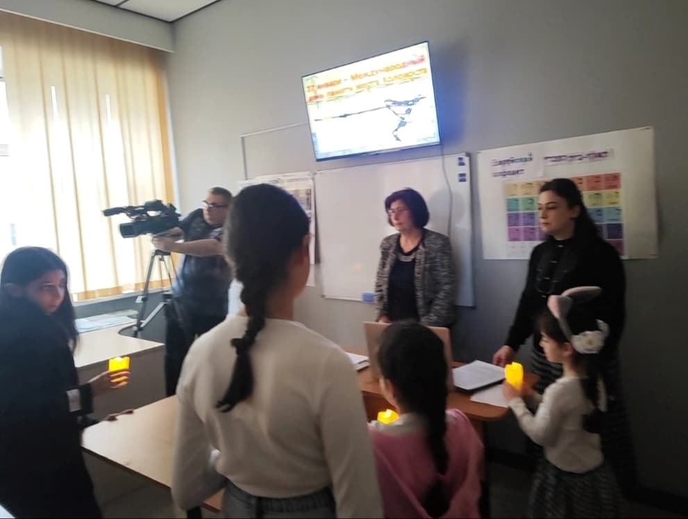 День памяти жертв Холокоста в детском клубе «Симха» ОГЕ