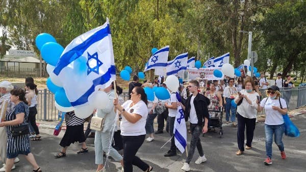 Сдерот: Праздничный парад и концерт ко Дню Победы