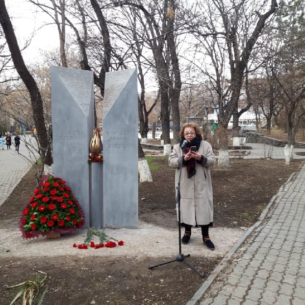 В Ереване восстановлен оскверненный ранее памятник жертвам Холокоста