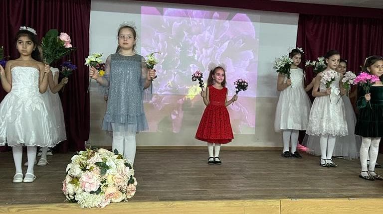 Международный женский день отметили в пятигорской школе «Геула»