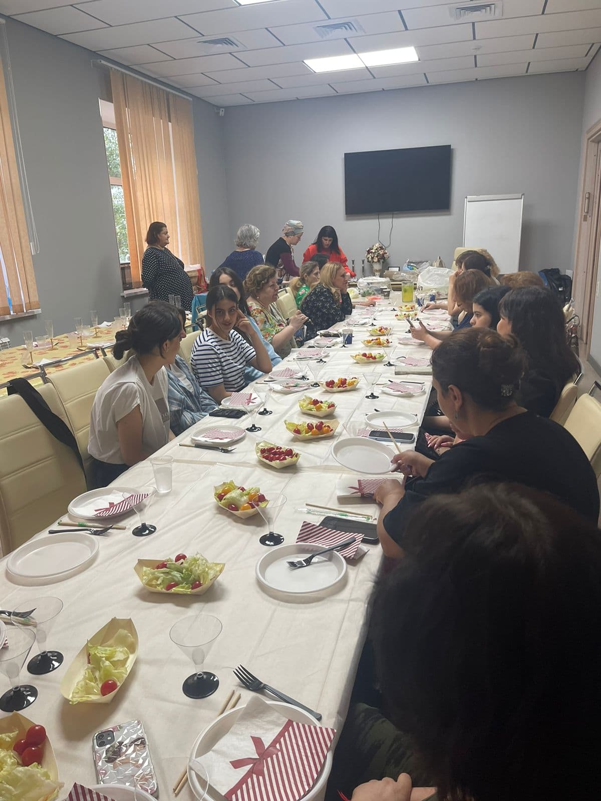 Women party в честь праздника Ту бе-ав прошла в ОГЕ