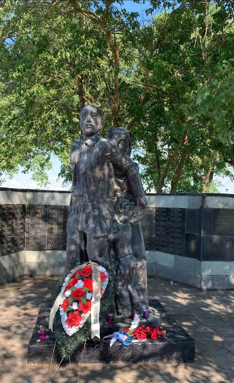 Камень памяти, колодец скорби Софьи Гавриловой