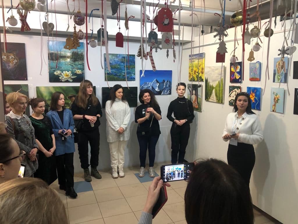 Лана Илизарова: «Всех приглашаю на свою выставку!»
