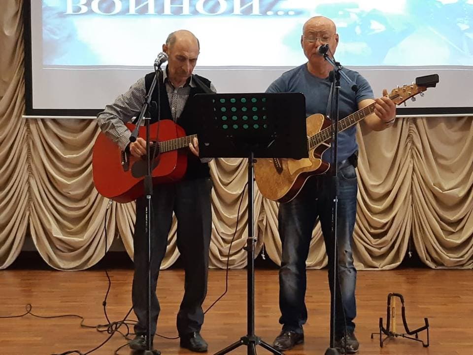 Инженер, бард, литератор, спортивный турист Лев Ханинаев: «Я полезен людям, значит, живу не зря!»