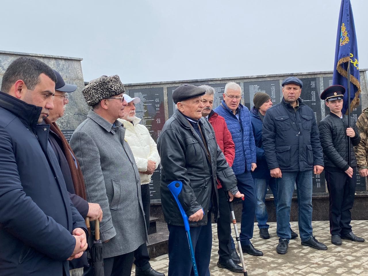 Аллею памяти из 80 акаций высадили у мемориала «Жертвам Холокоста» в Минеральных Водах