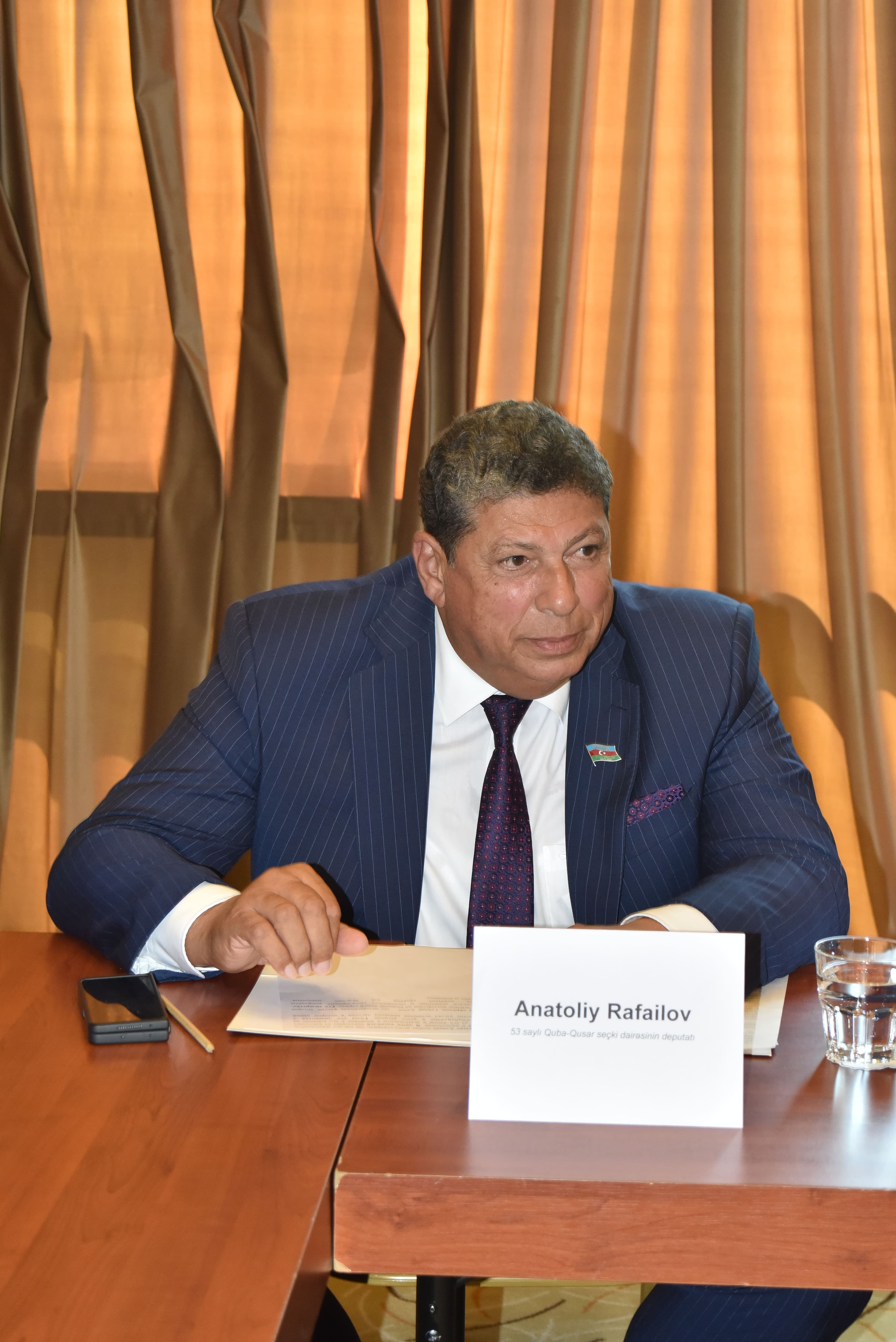 Посвященный Гейдару Алиеву круглый стол состоялся в Баку при поддержке СТМЭГИ