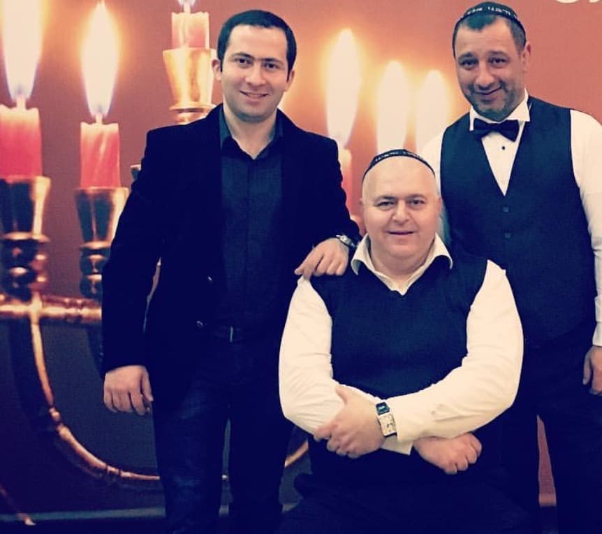 Хацерон Алхасов — мастер нот и мелодий