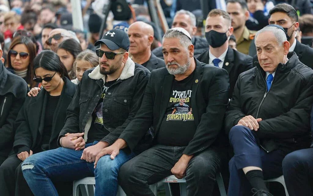 Израиль простился с последним заложником ХАМАС Раном Гвили