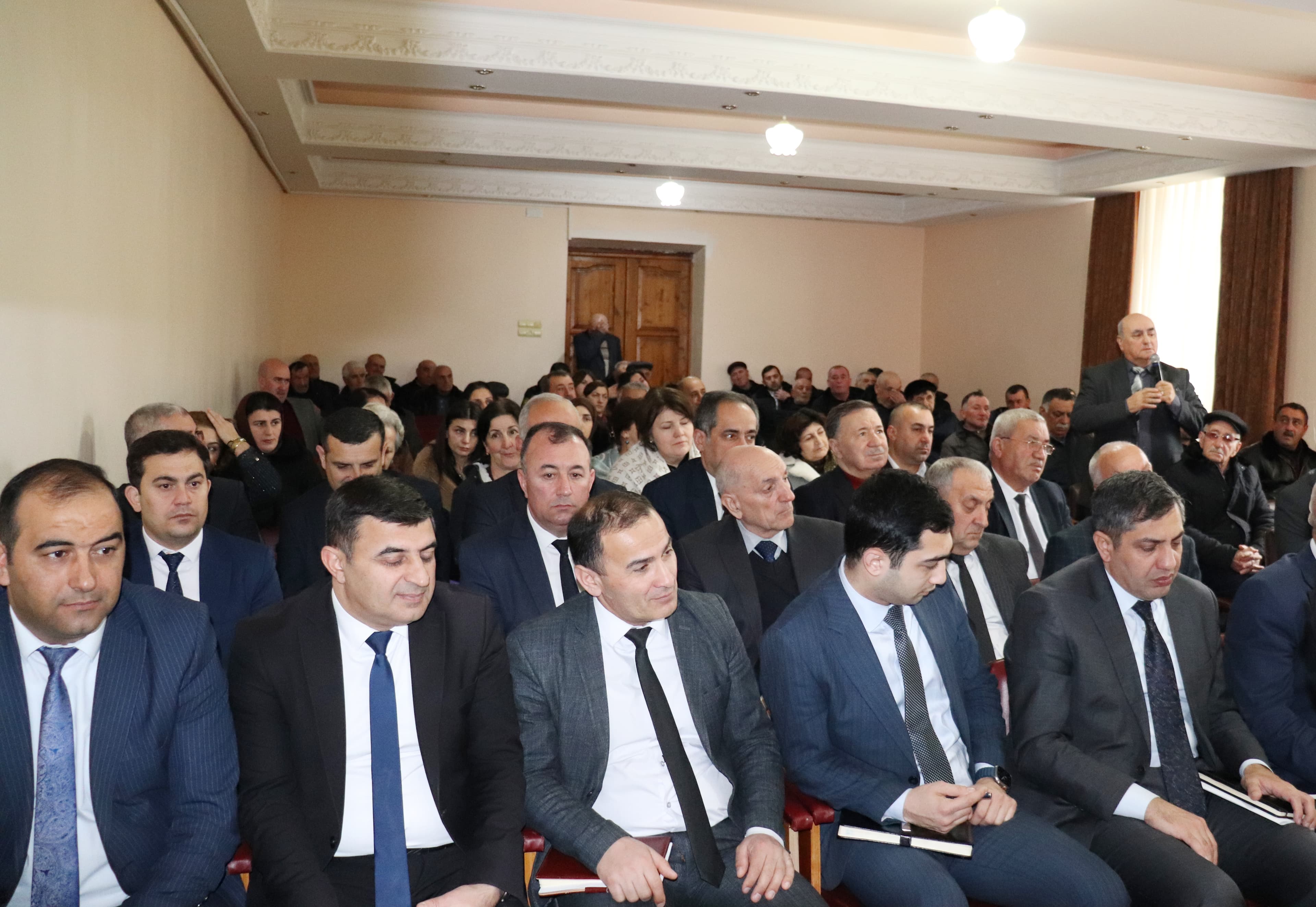 В Красной слободе состоялся выездной прием главы исполнительной власти Губинского района Ильгара Махмудова