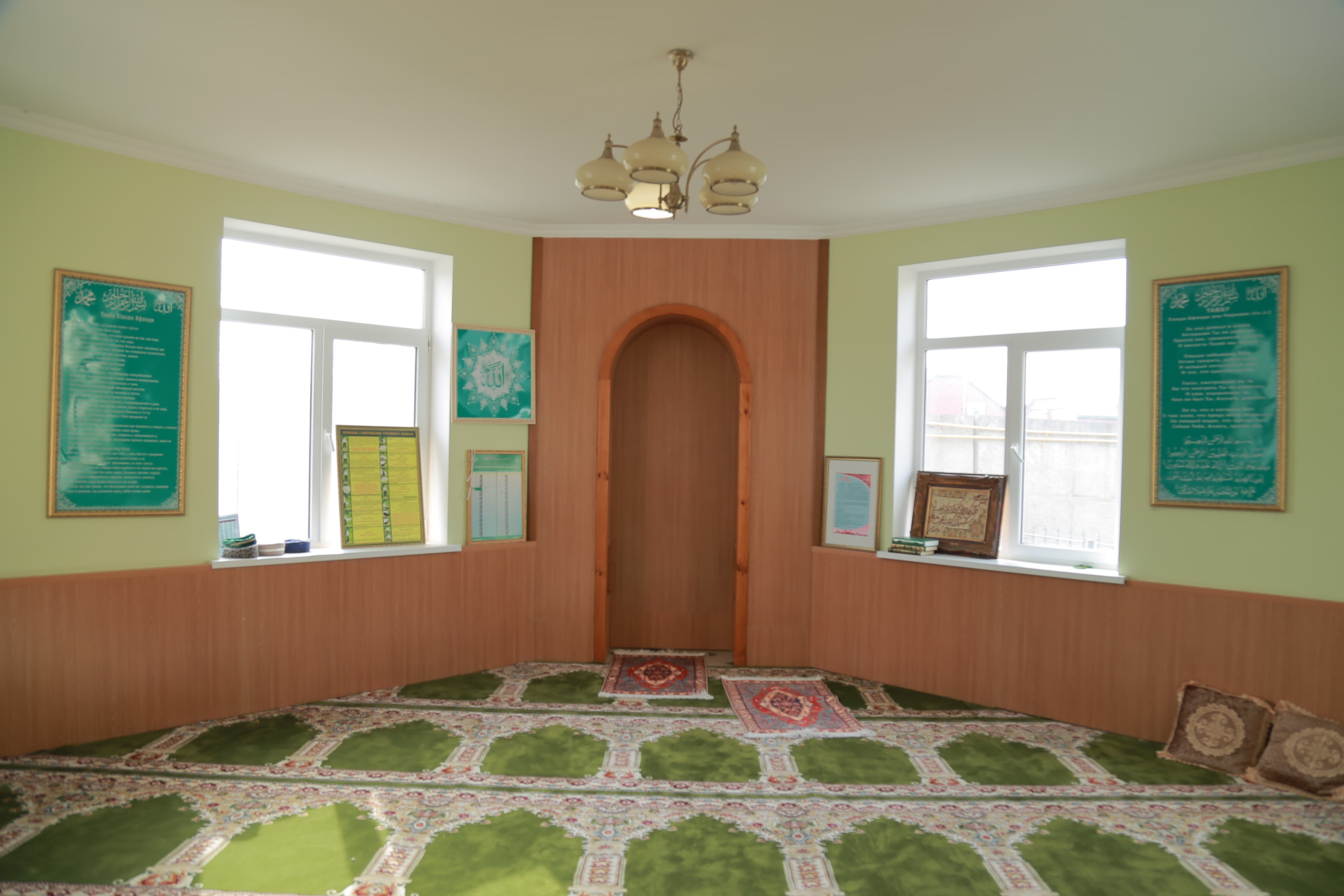 В Махачкале открыли поликонфессиональный духовно-просветительский центр с синагогой