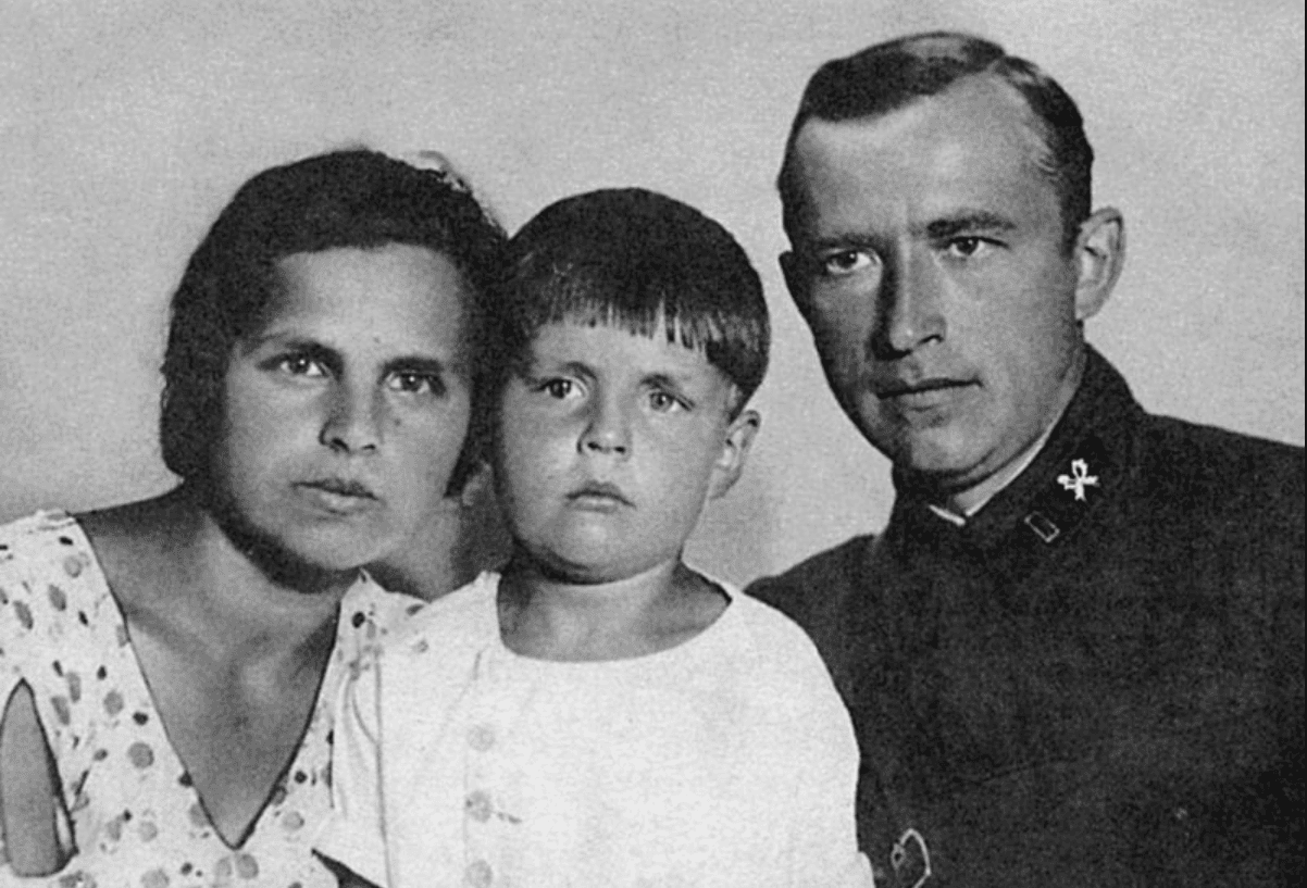 Александр Бовин: первый посол России в Израиле