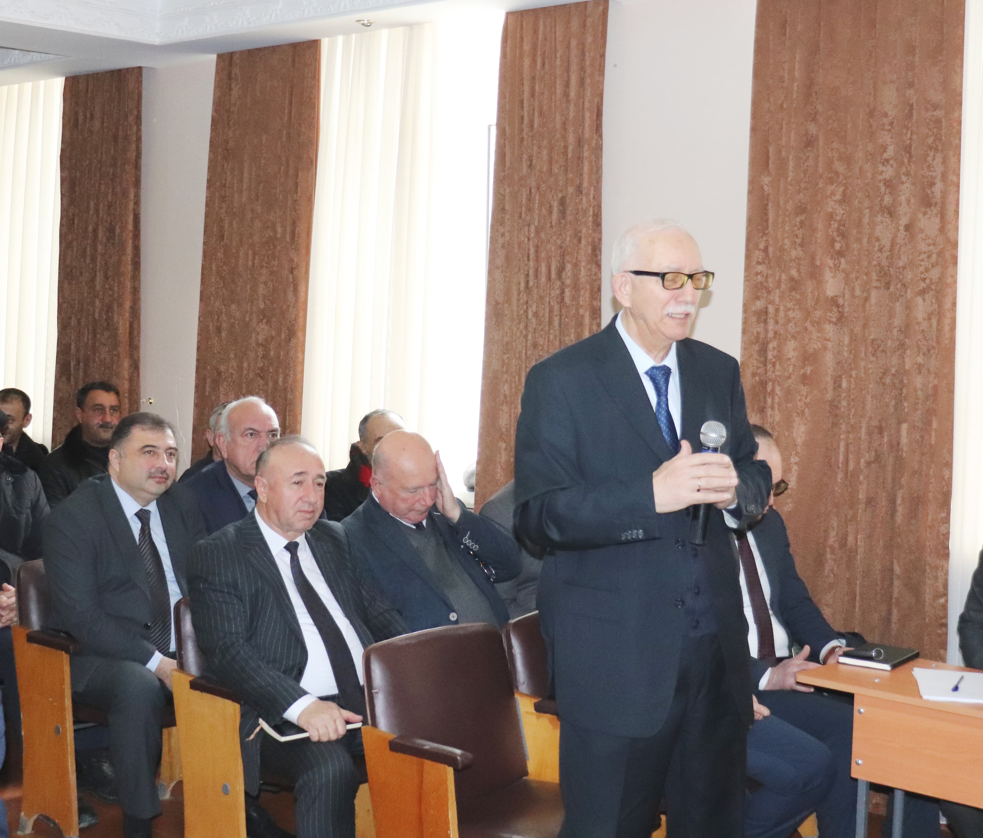 В Красной слободе состоялся выездной прием главы исполнительной власти Губинского района Ильгара Махмудова