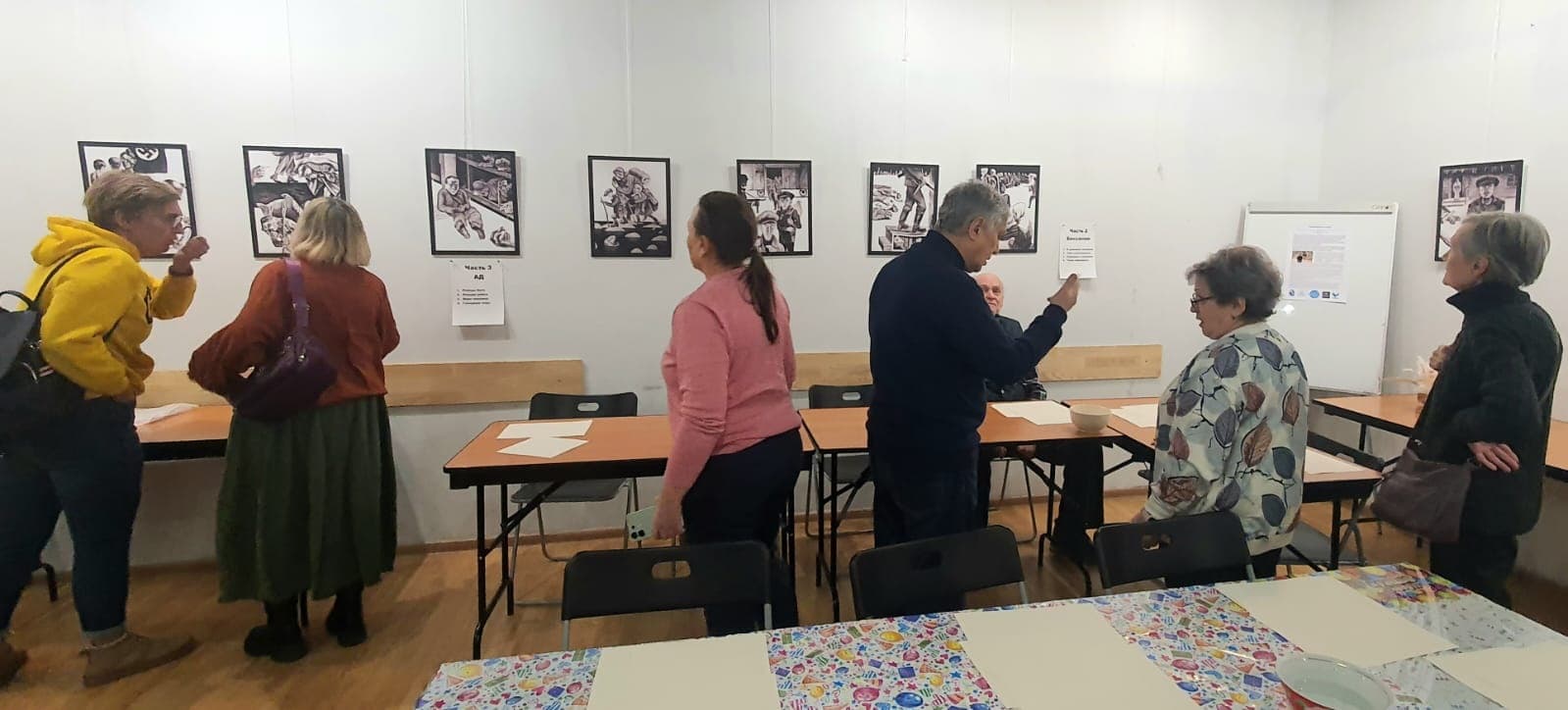 Выставка Елены Третьяковой «Непионерские лагеря», посвященная Шоа, открылась в Москве