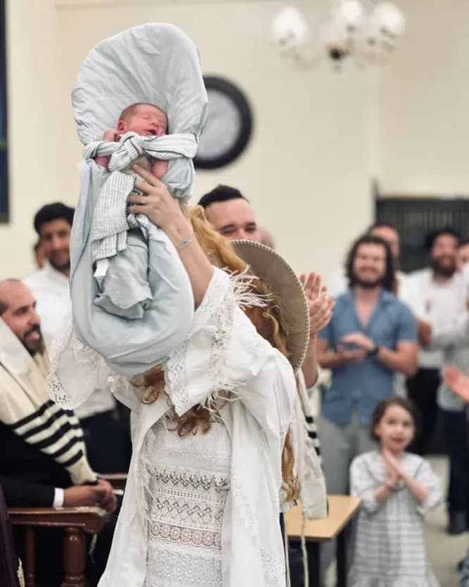 Родившемуся в Израиле внуку Леонида Парфенова сделали обрезание