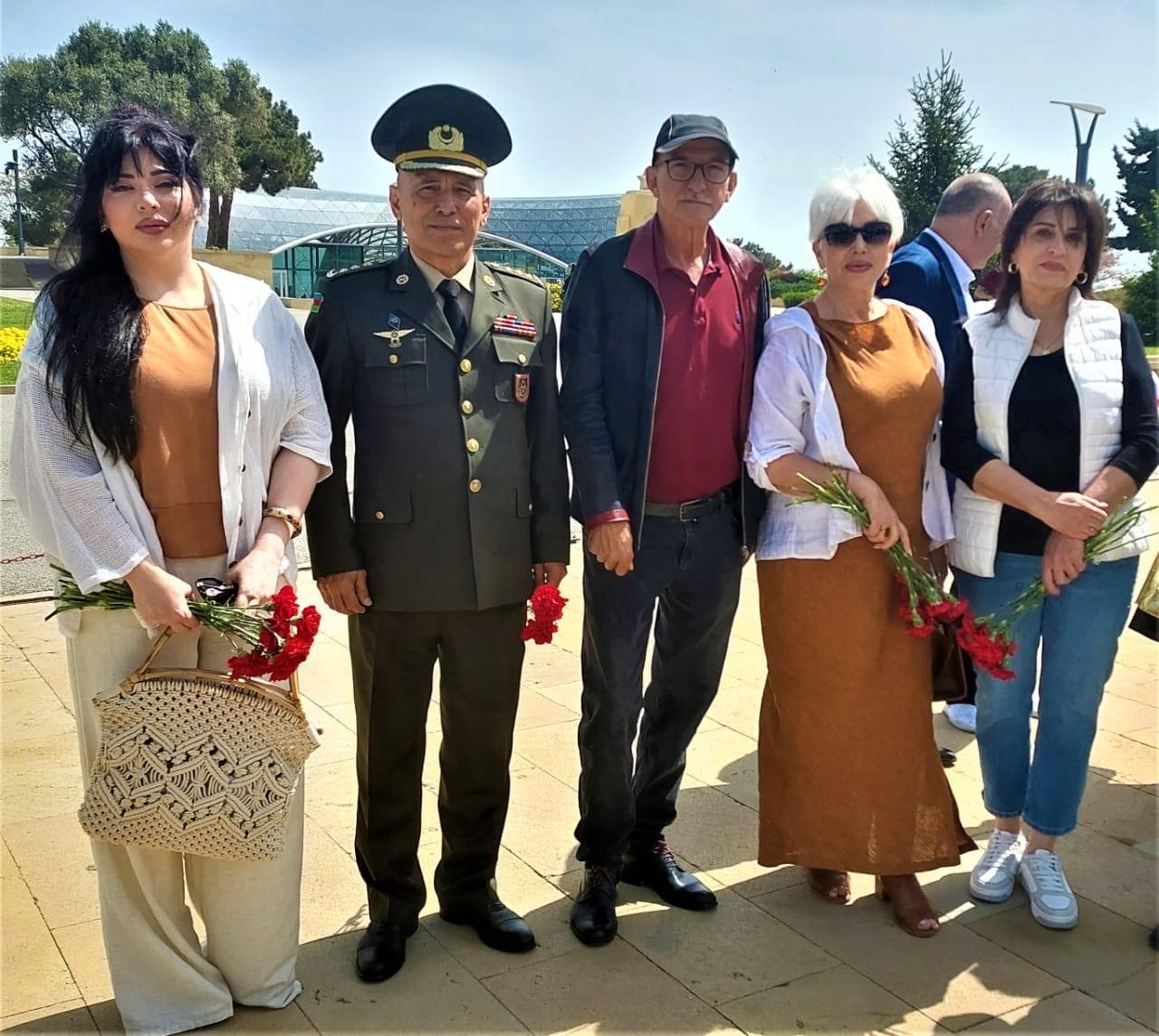 В Баку почтили память Национального героя Азербайджана Альберта Агарунова