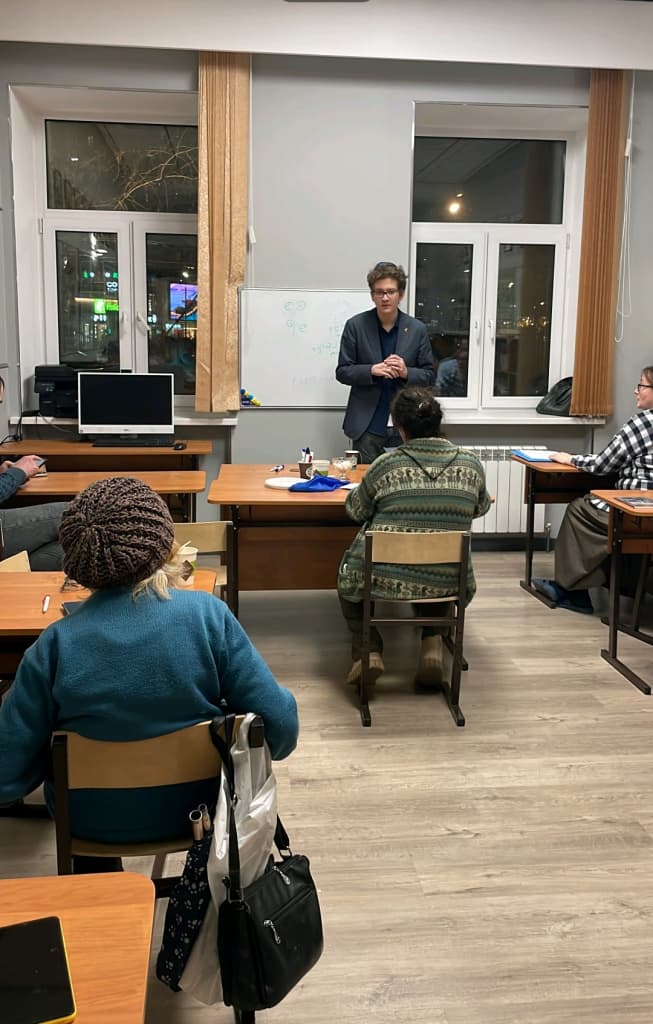 Приглашаем на курс идиша в ОГЕ. Беседа с преподавателем Константином Данилкиным