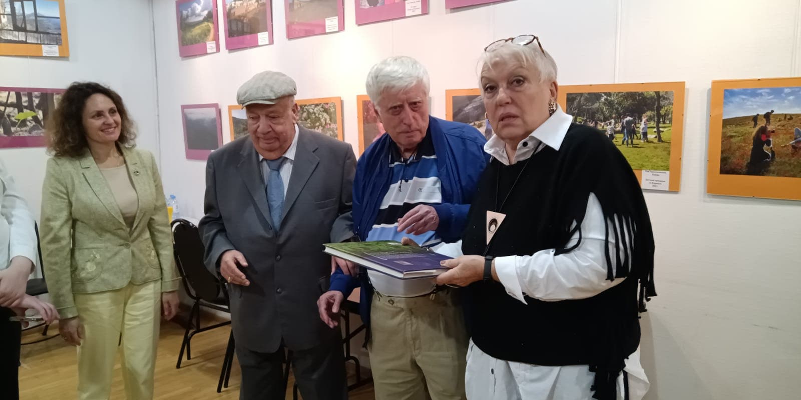 Фотовыставка «Кармель. 10 лет спустя» в Московском Еврейском общинном доме