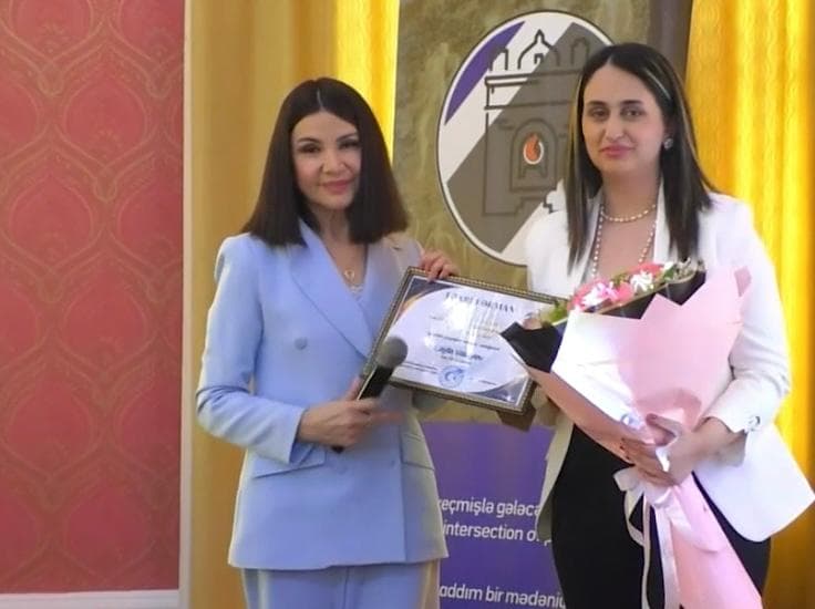Израильская певица Лайла Валаева выступила в Баку