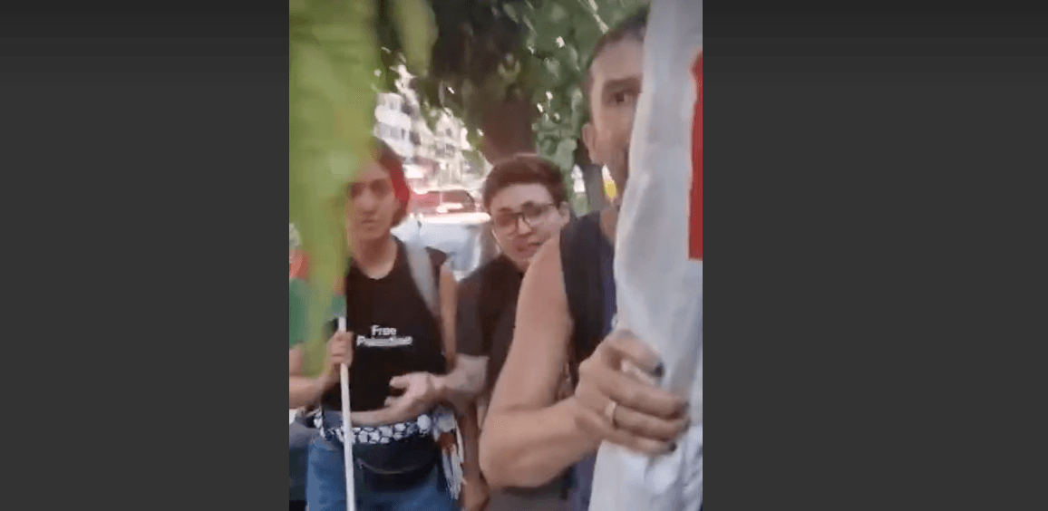 Израильтянина избили в Афинах за речь на иврите