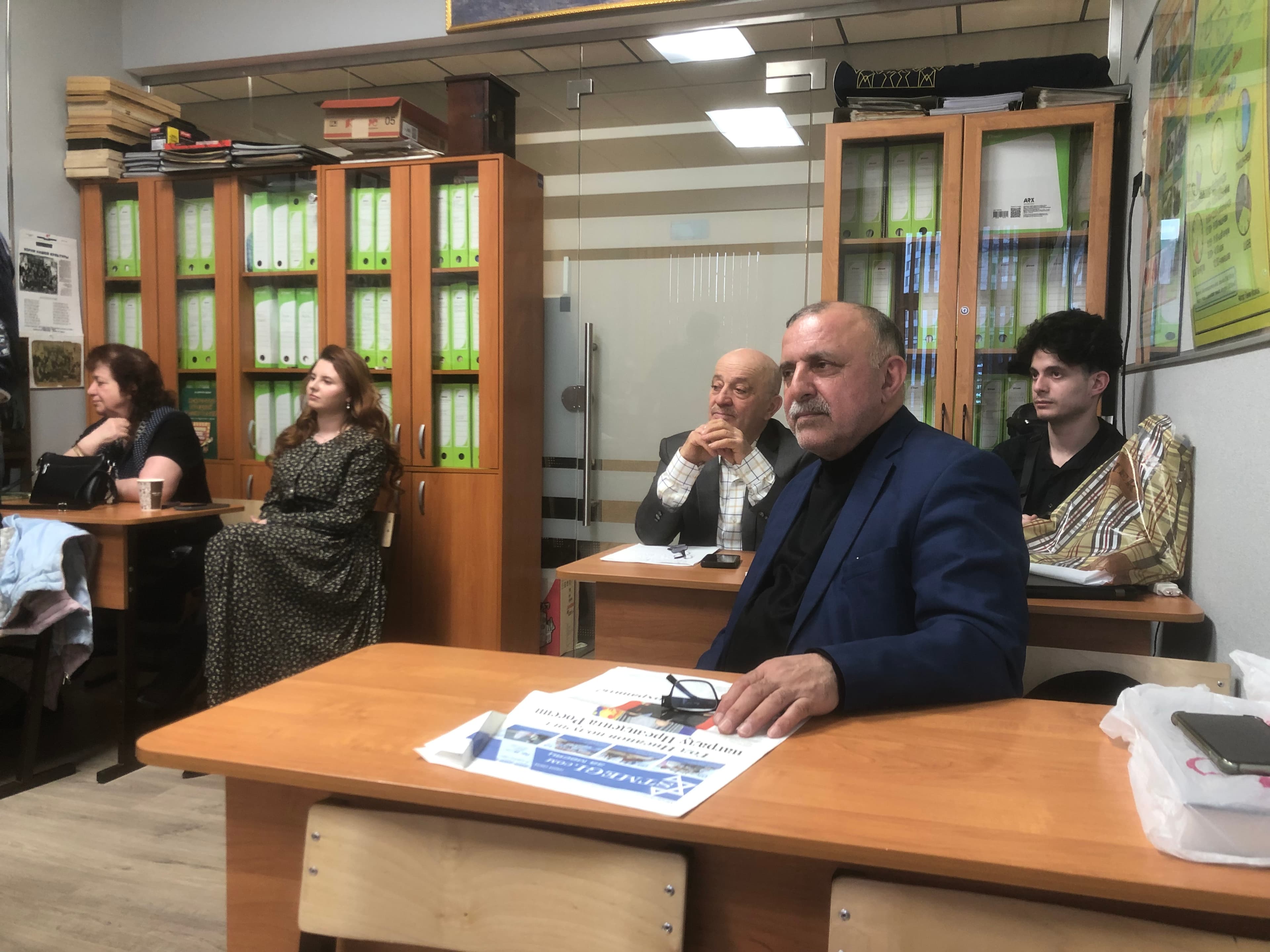 Юбилейные литературные чтения на джуури, посвященные творчеству Бориса Ханукаева, состоялись в ОГЕ