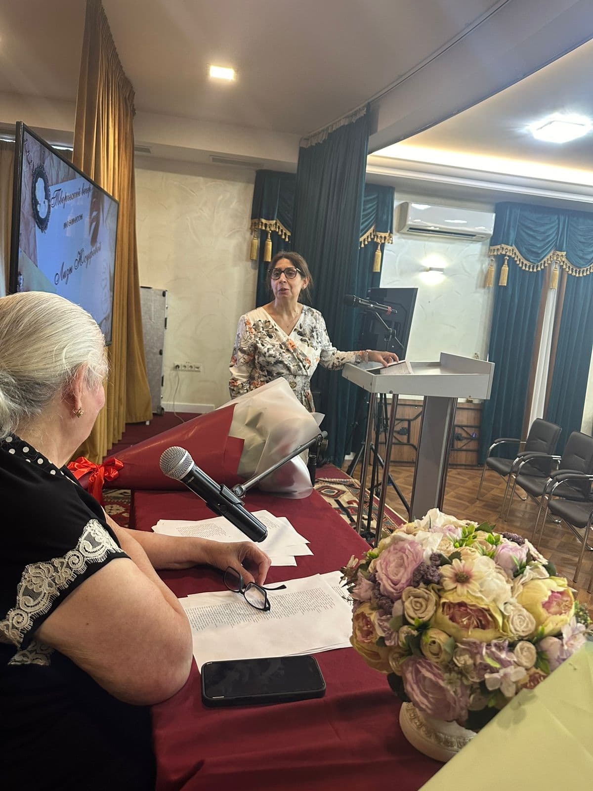 В Москве состоялся творческий вечер поэтессы Лизы Юсуфовой