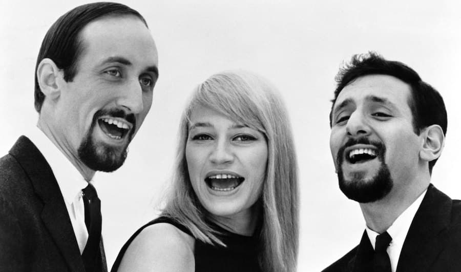 Умер фолк-певец Питер Ярроу из группы Peter, Paul and Mary