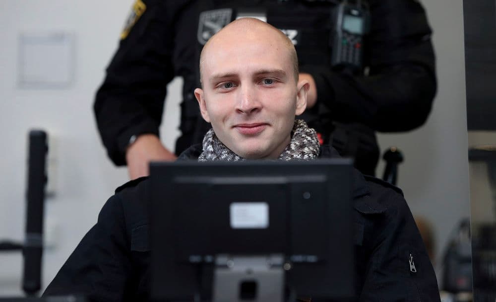 Неонацист, напавший на синагогу в Галле, получил еще 7 лет за попытку побега и захват заложников
