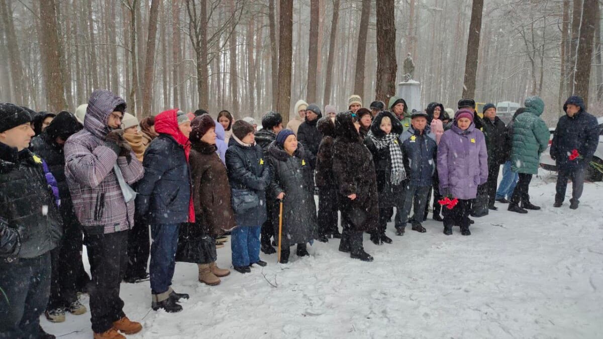 Под Новозыбковым открыли обновленный мемориал жертвам Холокоста