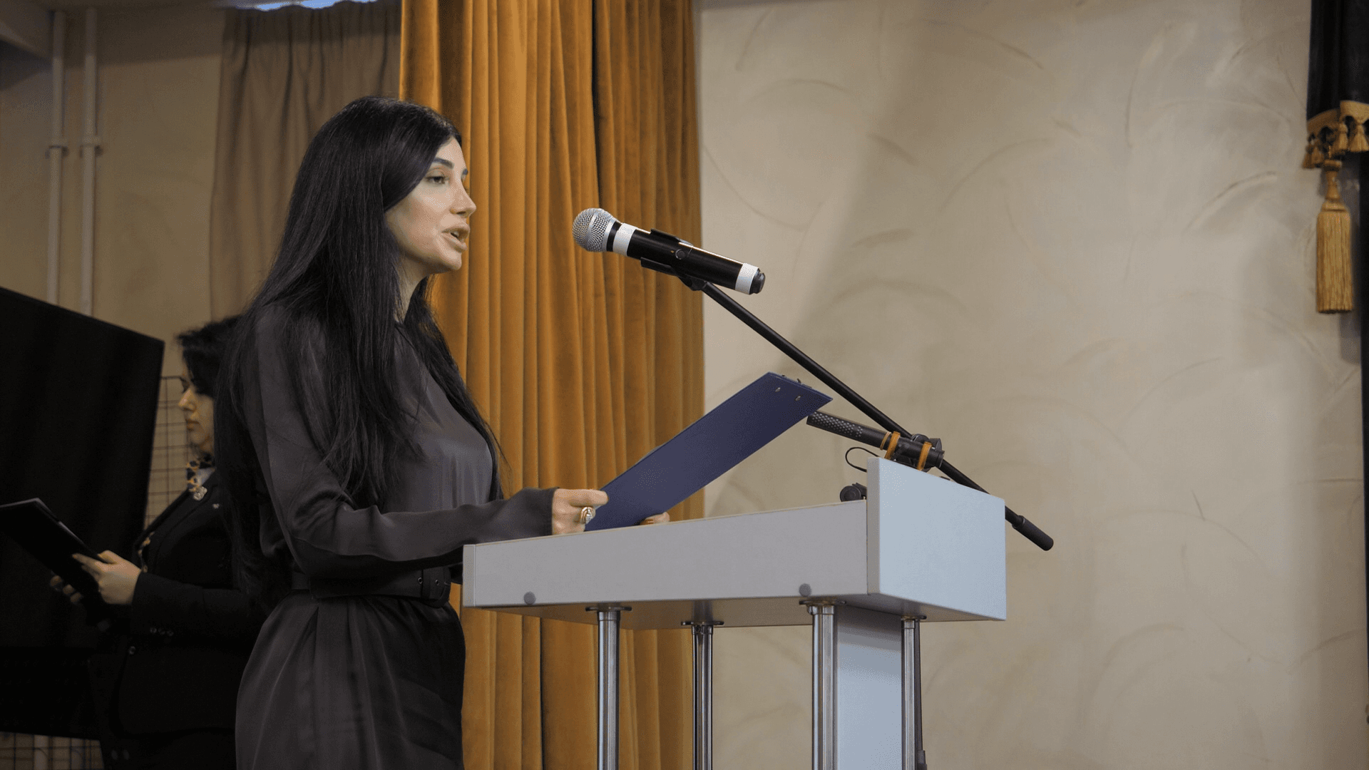 Вечер памяти журналиста и поэта Рашбила Хагаевича Захарьяева прошел в ОГЕ в Сокольниках