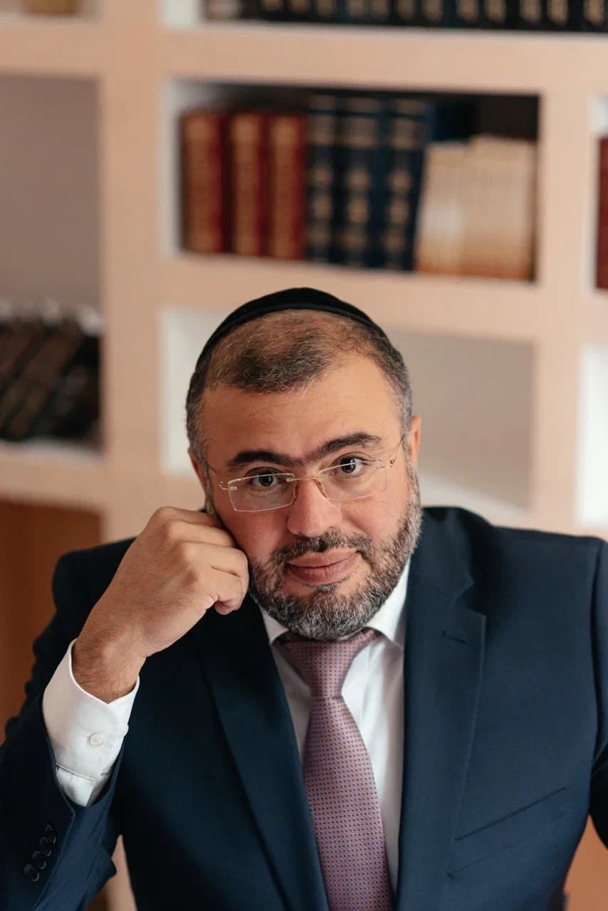 Раввин Арье Аминов: «Без трудностей не обходится ни одна связь»