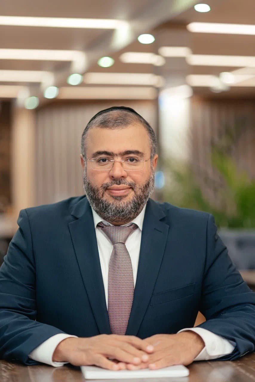Раввин Арье Аминов: «Без трудностей не обходится ни одна связь»