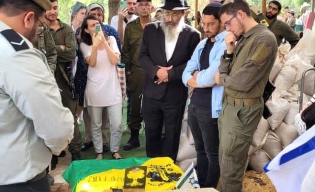 В Иерусалиме установлена мемориальная плита на могиле бойца «Голани» Дмитрия Решетникова, погибшего 7 октября