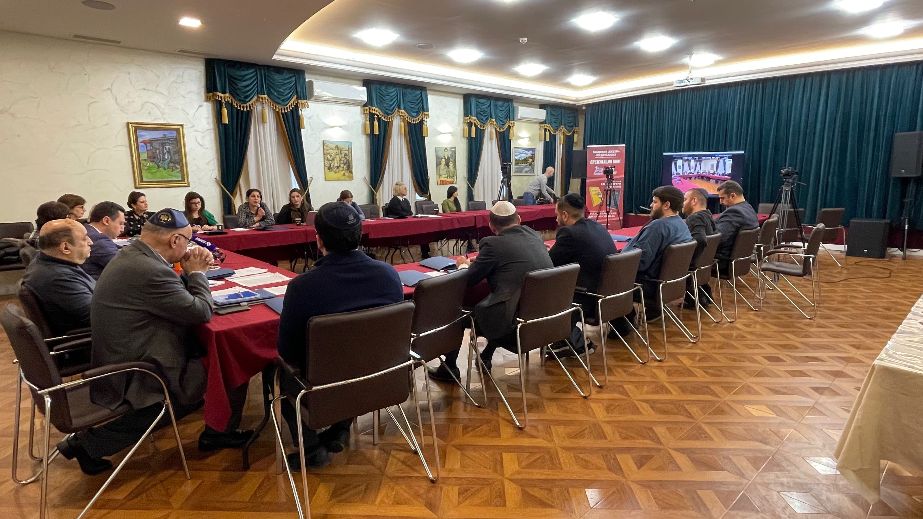 Семинар по изучению и преподаванию джуури состоялся в ОГЕ в Сокольниках