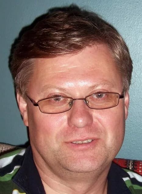 Андрей Коробков