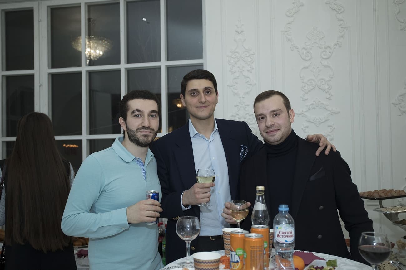 STMEGI Junior зажигает на Хануку