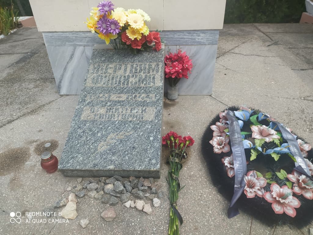 Забытый монумент жертвам Холокоста разрушается в Евпатории
