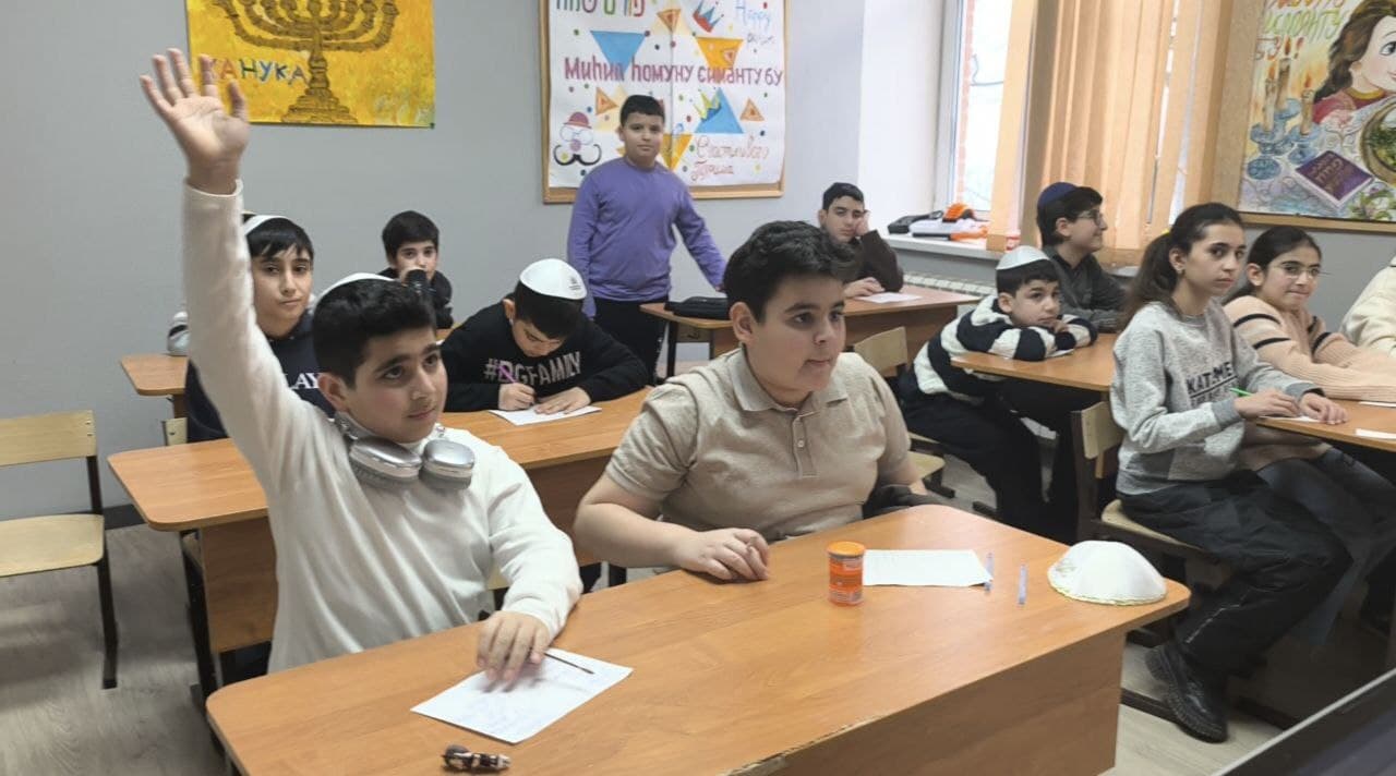Урок памяти прошел в детском клубе «Симха»