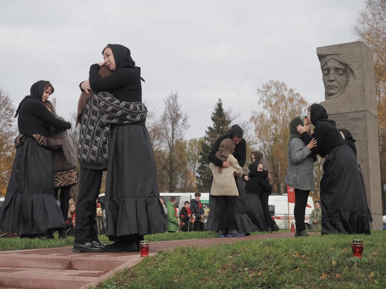 Обновленный мемориал жертвам Холокоста открылся в Рудне Смоленской области