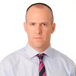 Нати Тукер